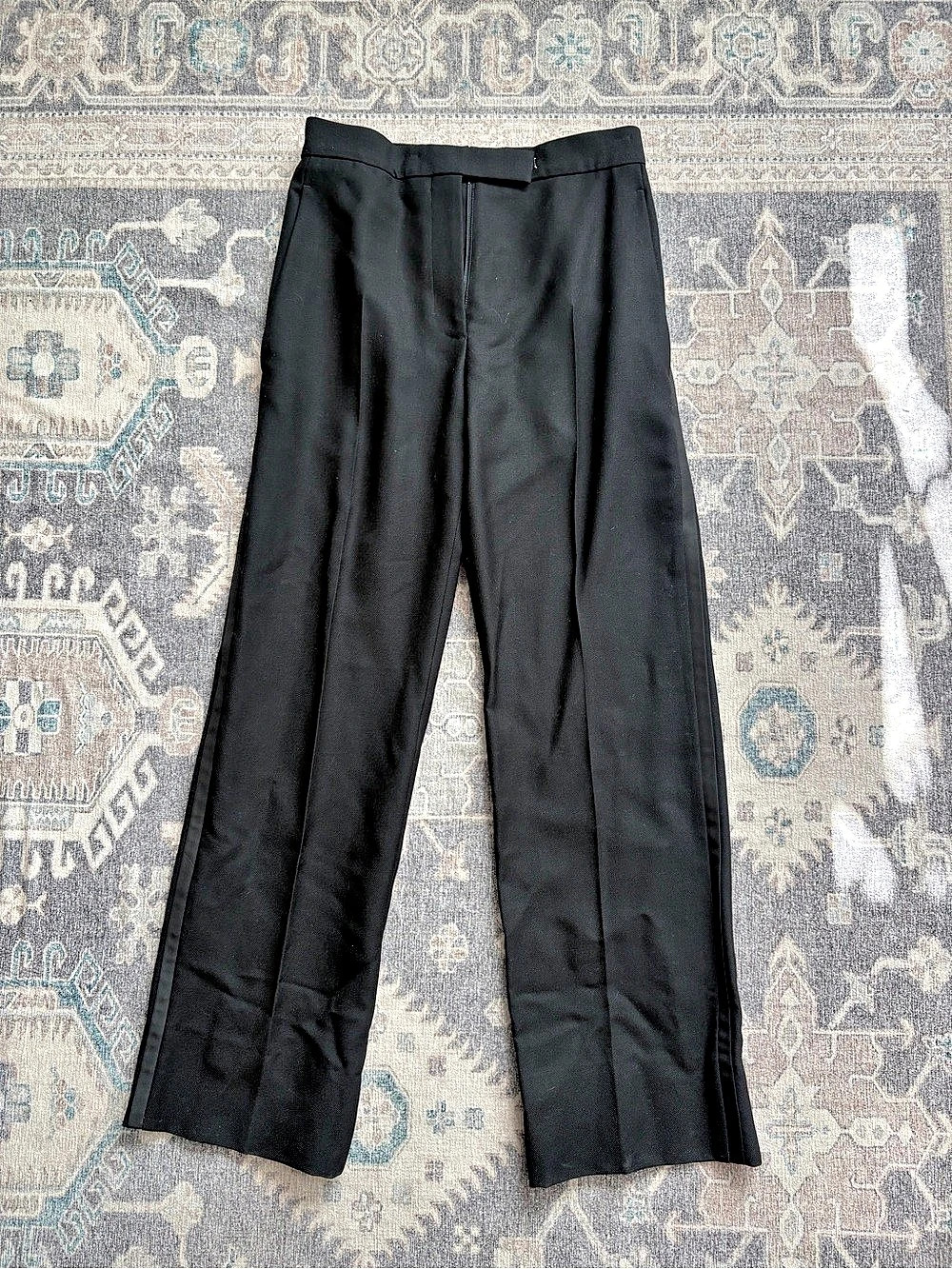 TOM FORD Silk-Trimmed Wool Tuxedo Trousers Black Size 40